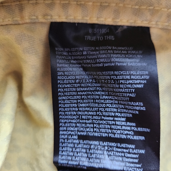 Volcom Yellow and Black Animal Print Jacket Size M NWOT - Picture 8 of 9